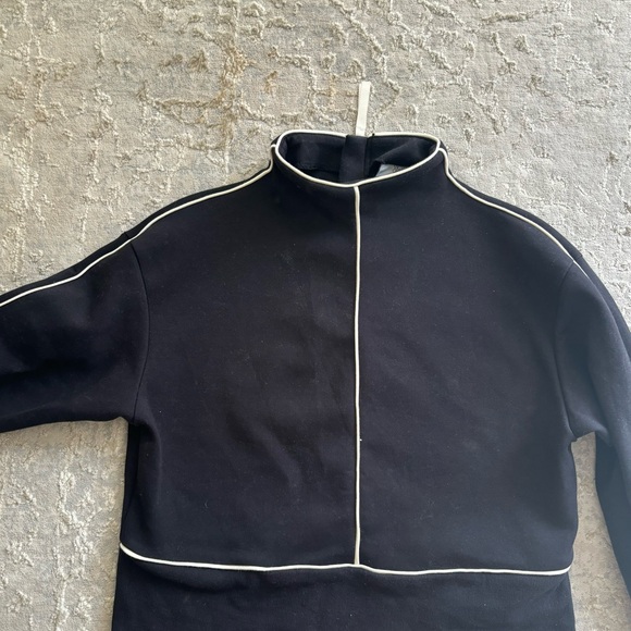 Victor Glemaud Pullover - Picture 5 of 7